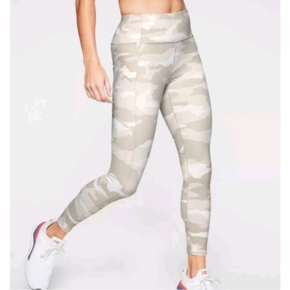 Athleta Camo Contender 7/8 Leggings - Picture 4 of 9